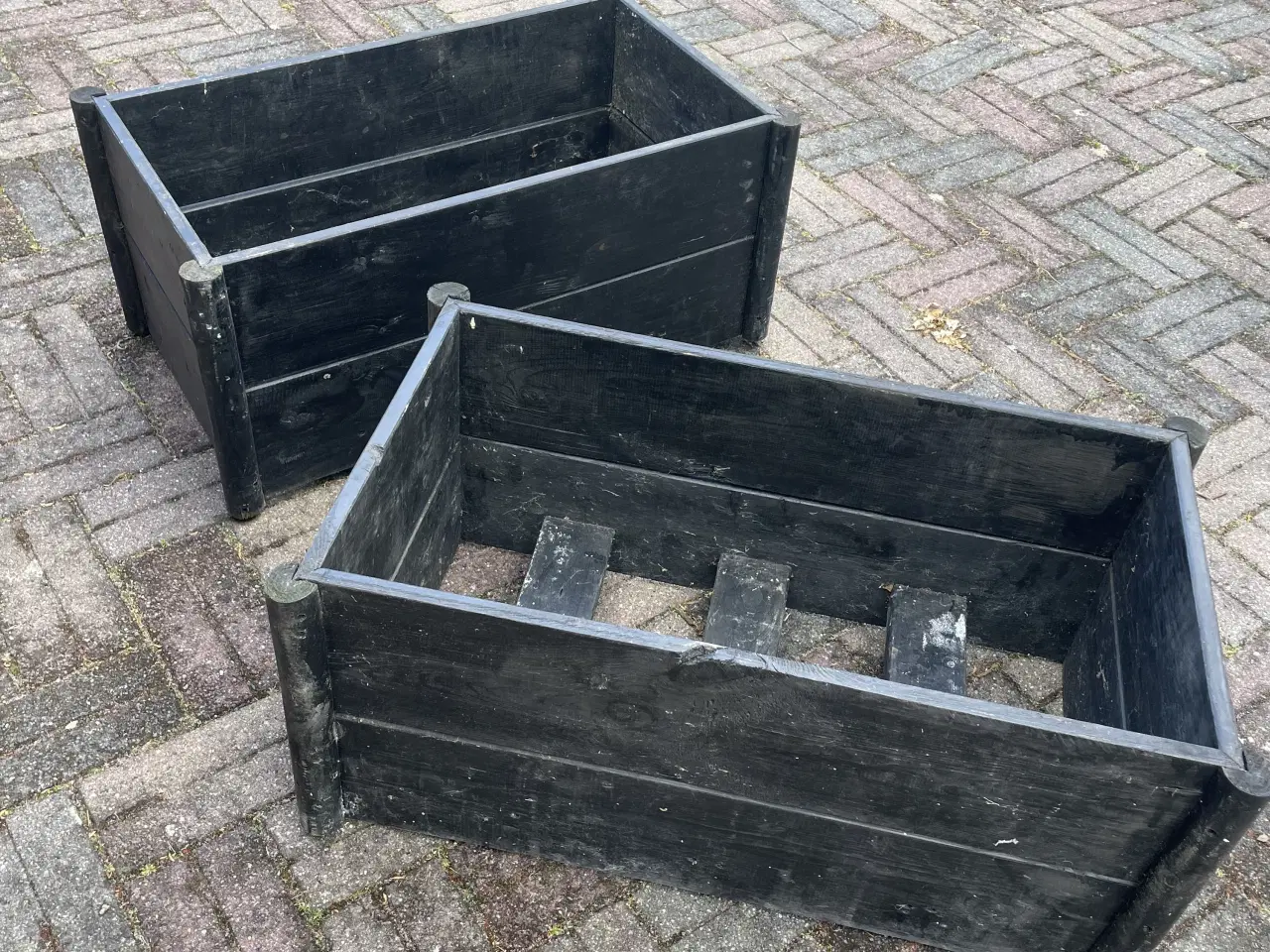 Billede 1 - blomsterkasser med hjul-gratis