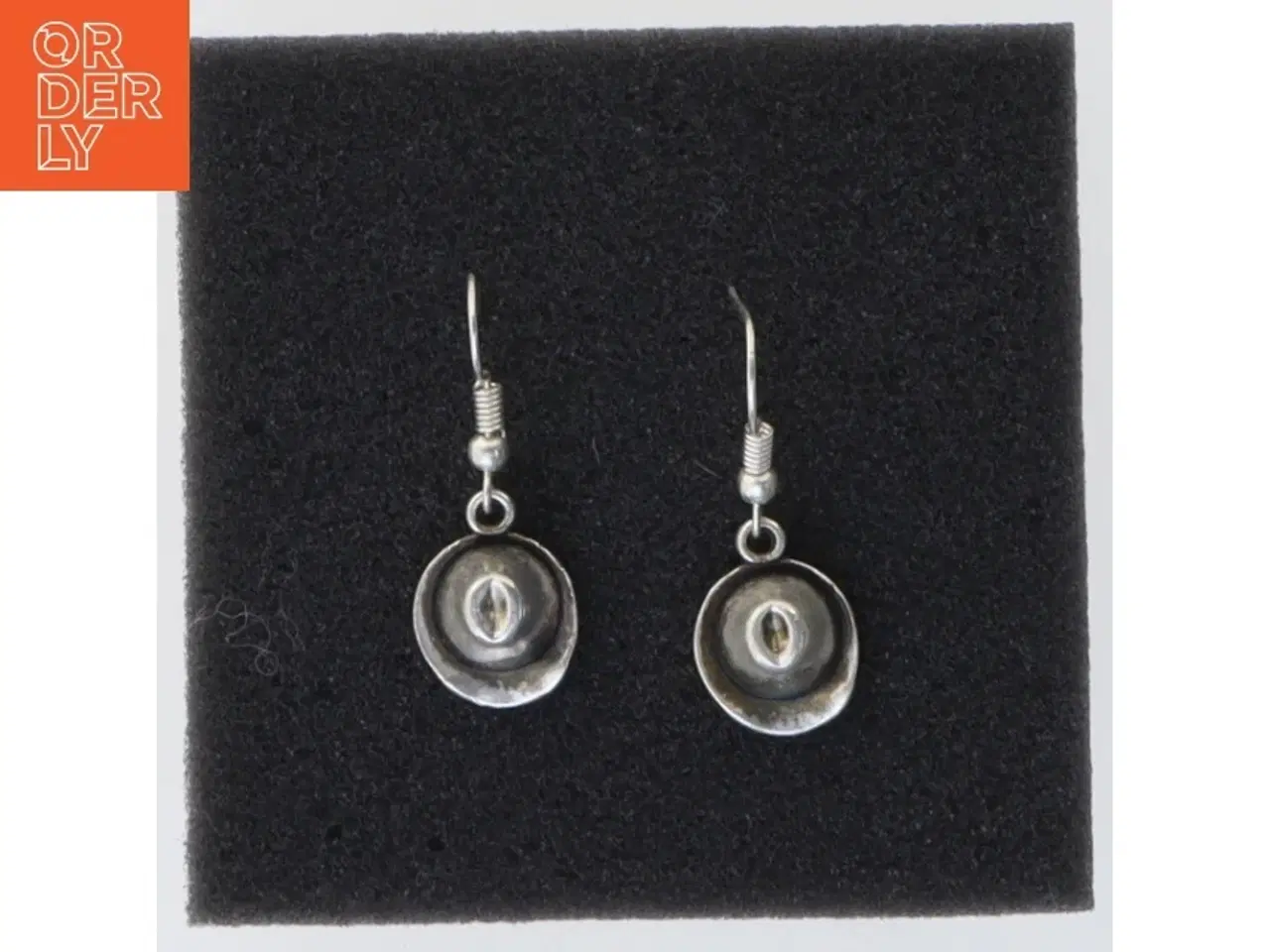 Billede 2 - Sølvøreringe (str. 1 cm)