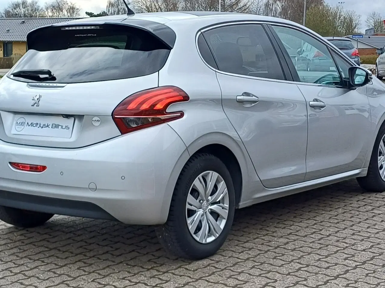 Billede 5 - Peugeot 208 1,6 BlueHDi 100 Allure