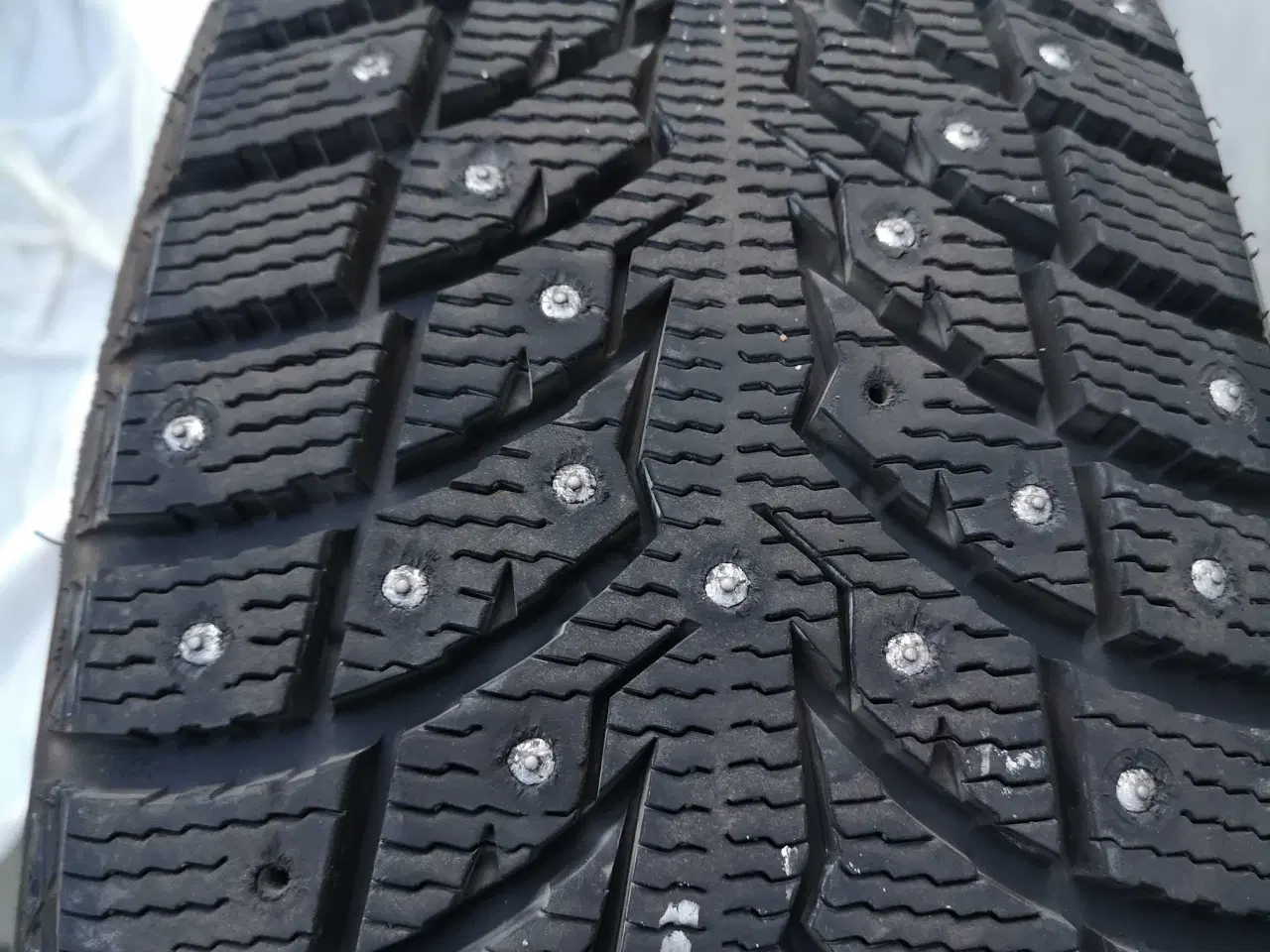 Billede 3 - Pigdæk 225/45R18  95H XL Vinter marxx S1 WR60