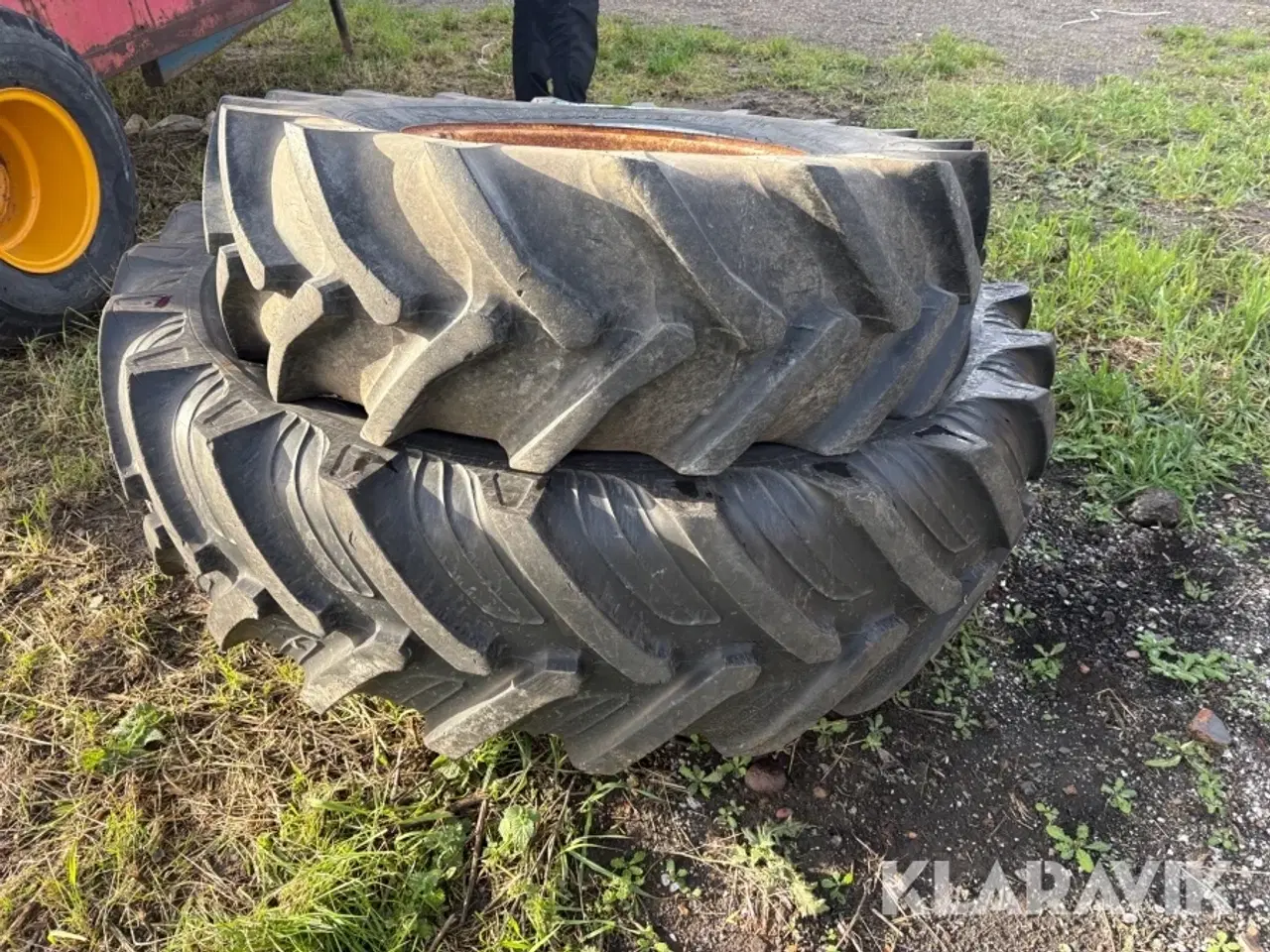 Billede 4 - Dæk og hjul 14.9 R24 og 18.4 R38 2 styk