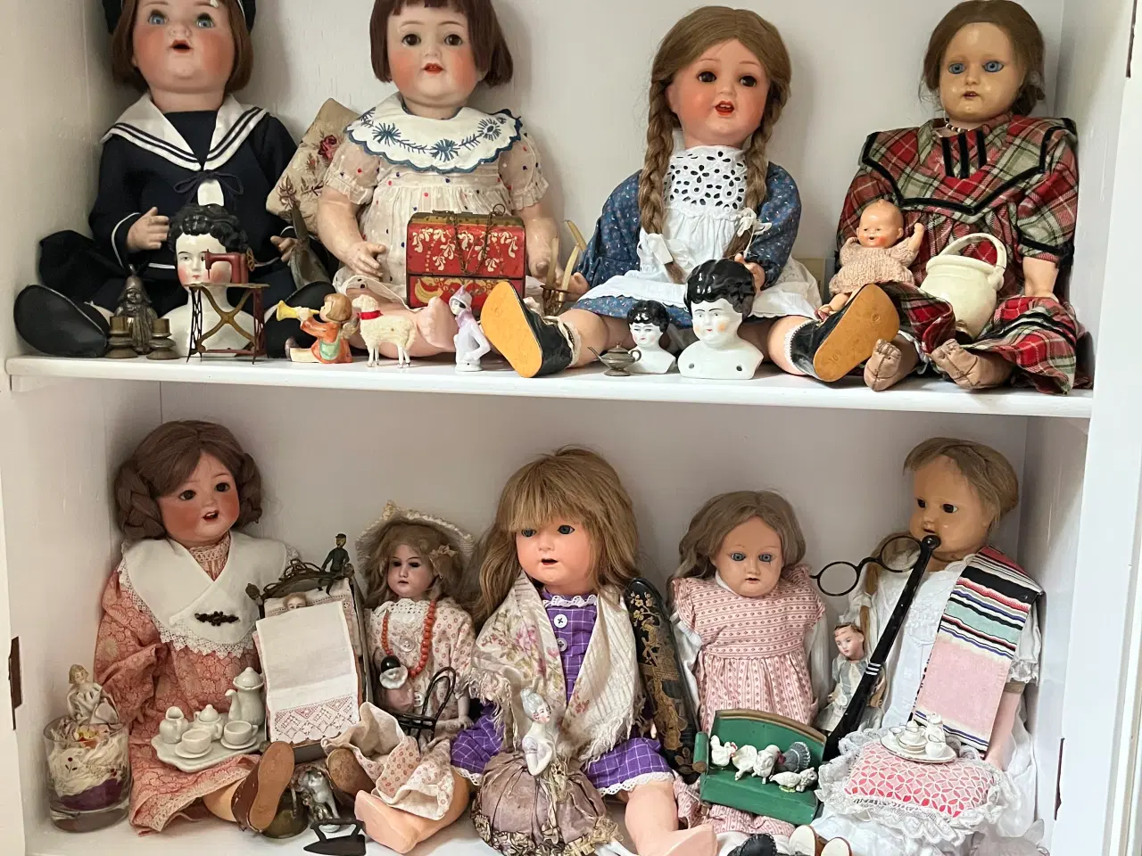 Billede 1 - Samling gl. dukker af porcelæn m.m