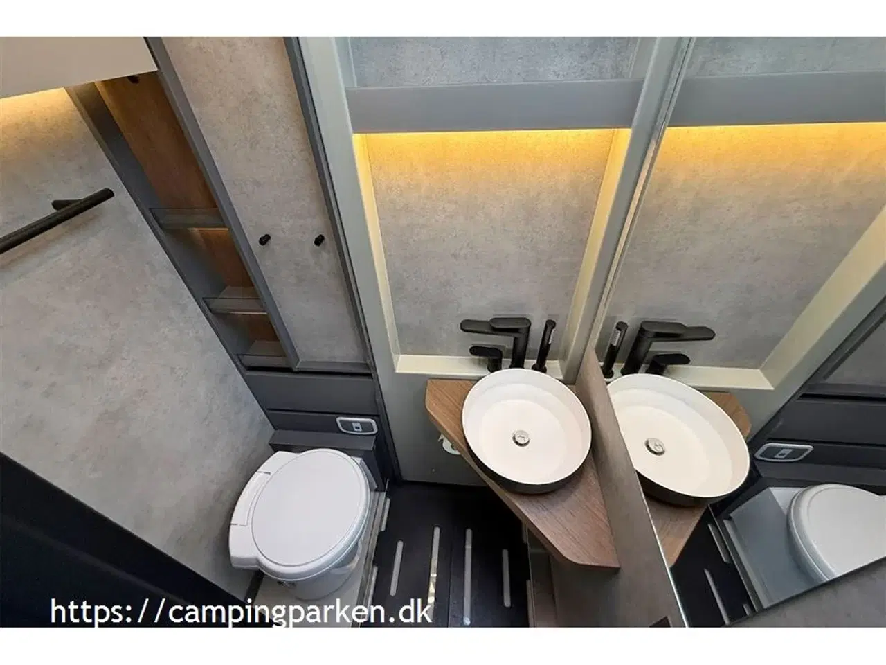 Billede 18 - 2022 - Niesmann+Bischoff iSmove 6.9E Aut. gear   En sjælden mulighed for en brugt Niesmann-Bischoff Ismove 6,9E, luksus i stilrent design