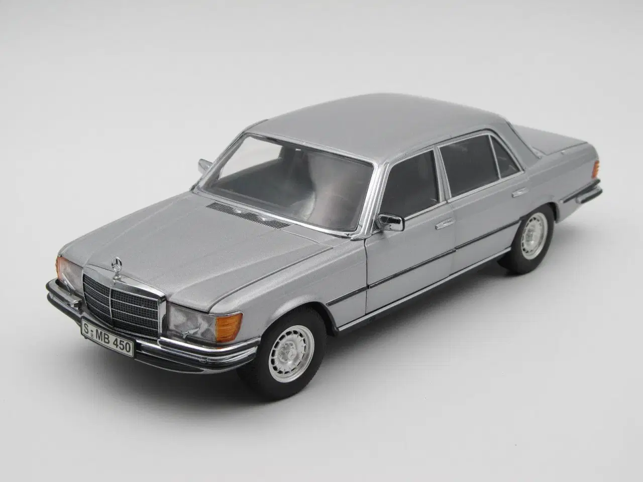 Billede 1 - 1974 Mercedes-Benz 450 SEL W116 - 1:18