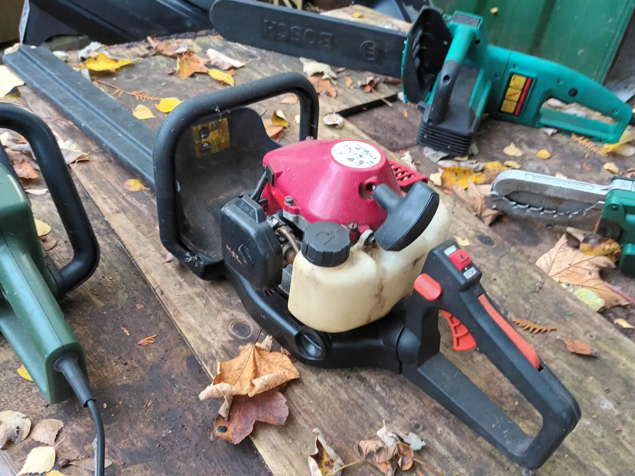 Billede 1 - Tanaka hækkeklipper 63 cm sværd ny stang