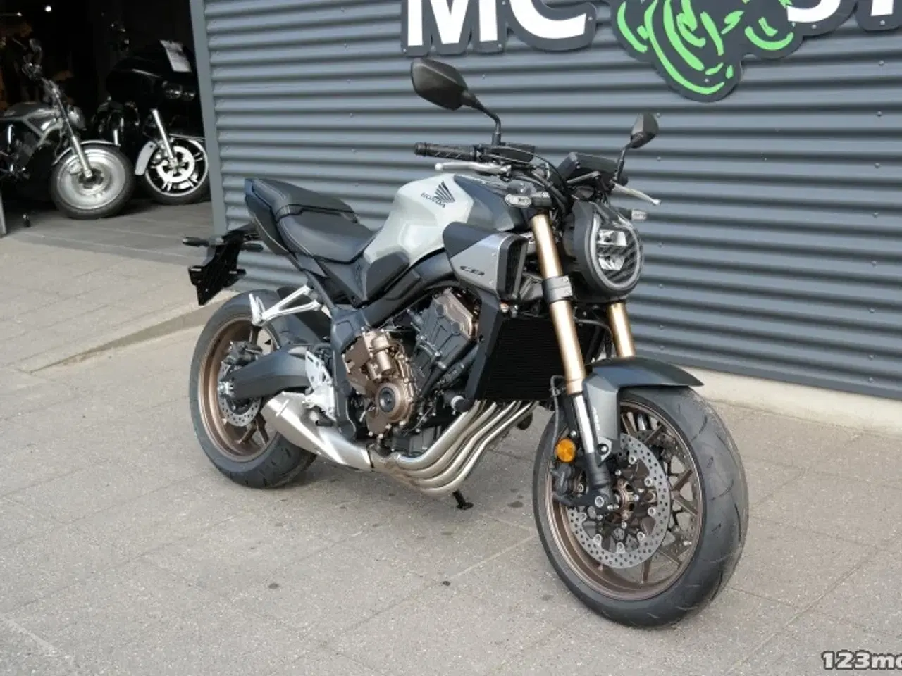 Billede 2 - Honda CB 650 RC MC-SYD       BYTTER GERNE