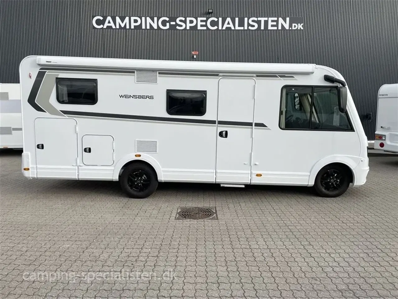 Billede 1 - 2024 - Weinsberg CaraCore 650 MEG    Weinsberg CaraCore 650 MEG model 2024  HELINTEGRERET  (Bemærk vægt)   kan nu  ses hos Camping-Specialisten.dk