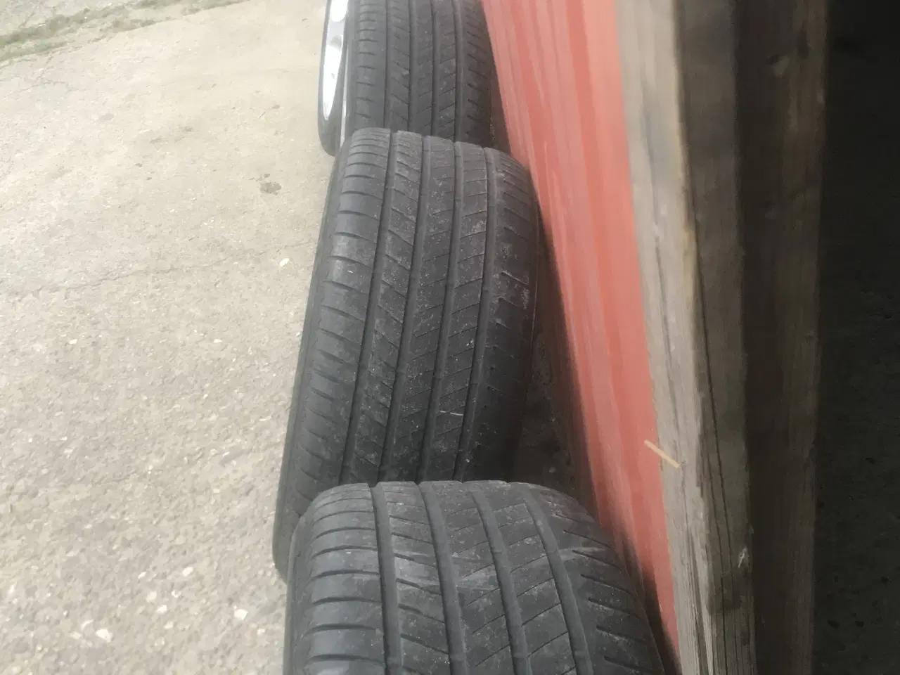 Billede 4 - BMW X5  Fælge med dæk Jeg 4 stk flotte sommerdæk t