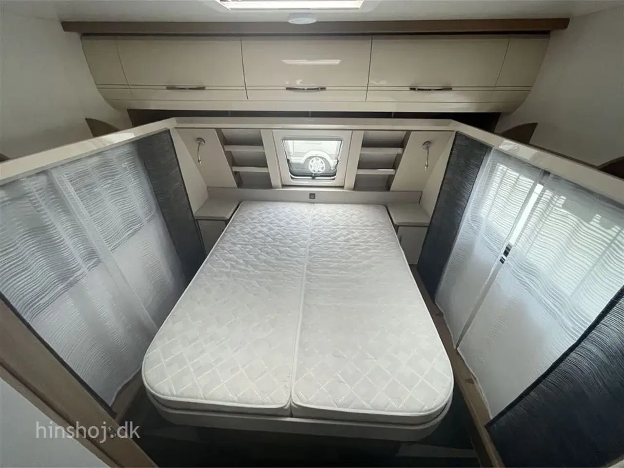 Billede 9 - 2022 - Hobby Excellent 540 UFF   Dejlig vogn med rundsidegruppe og fritstående dobbeltseng fra Hinshøj Caravan