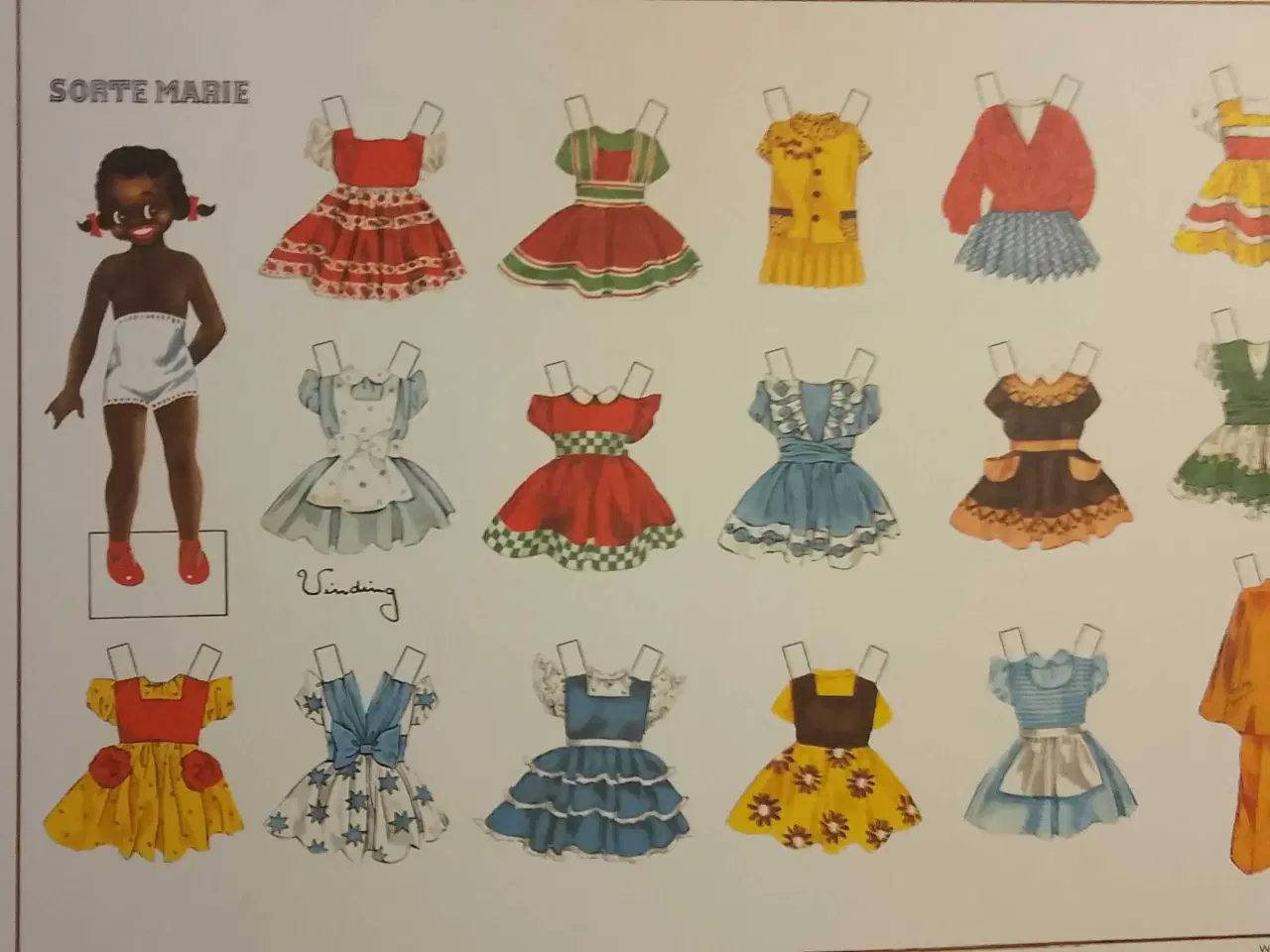 Billede 5 - Påklædningsdukker 