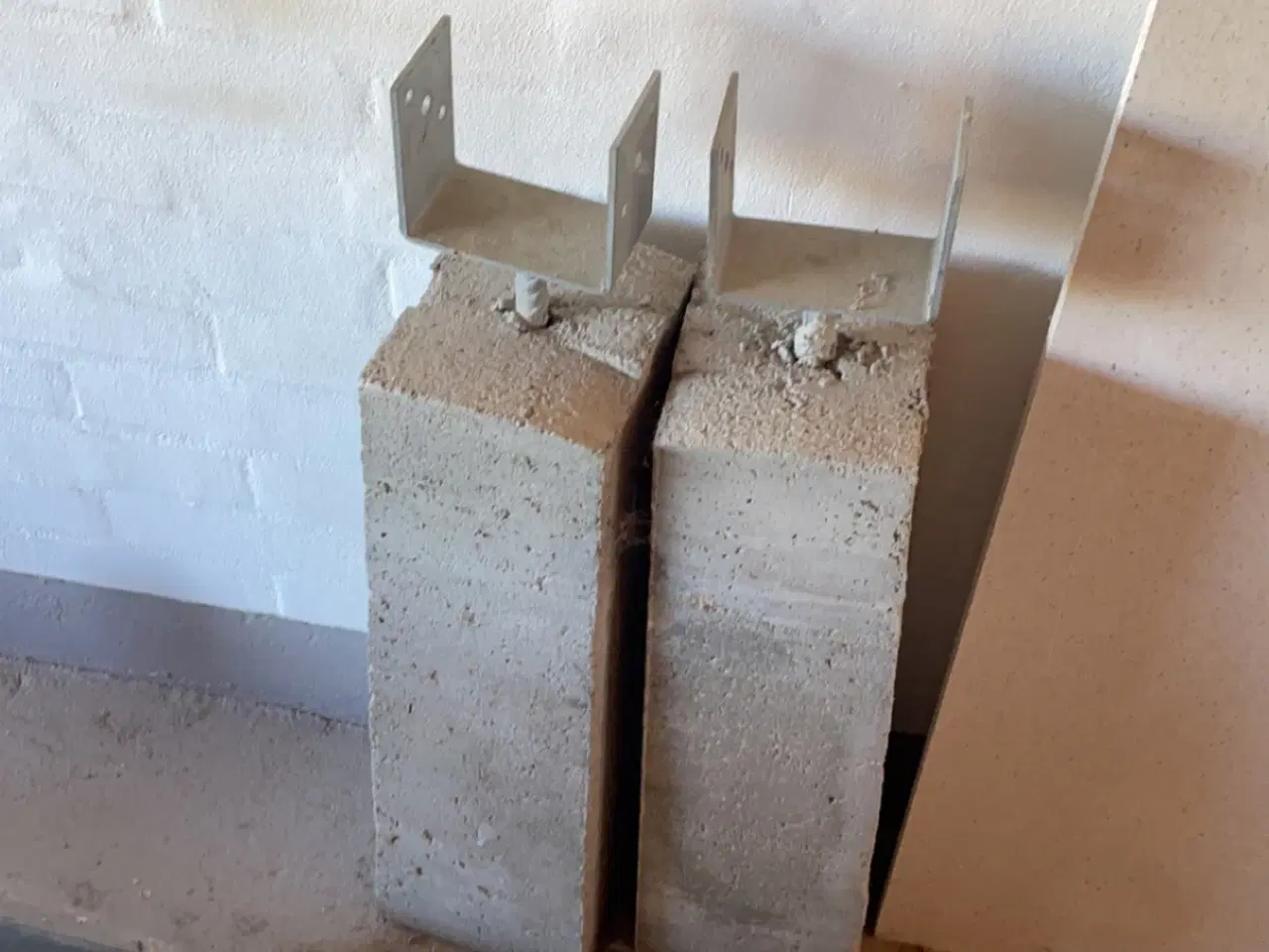 Billede 1 - stolpesten beton