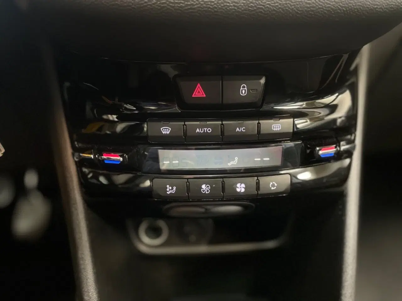 Billede 20 - Peugeot 208 1,6 BlueHDi 100 Desire Sky