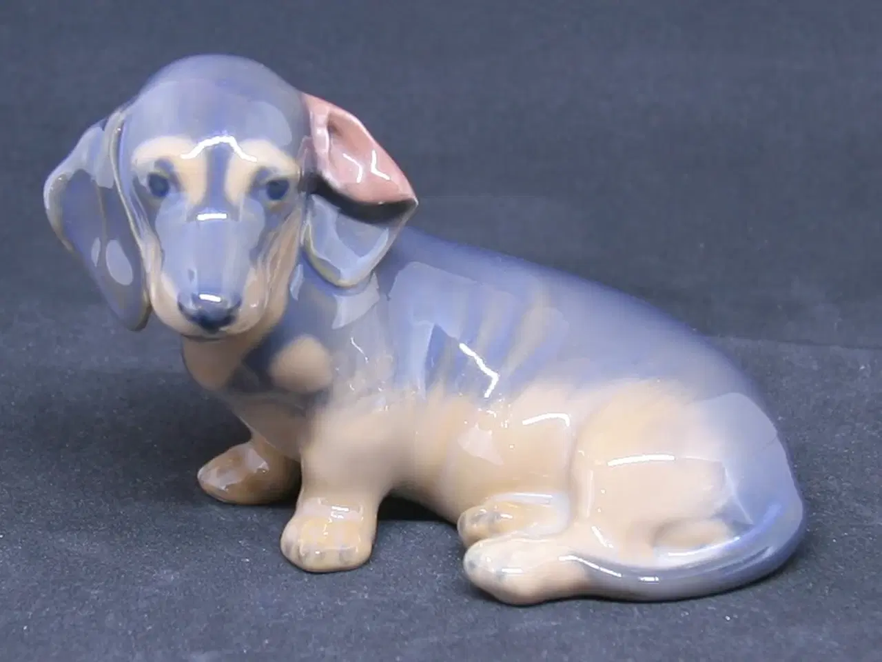 Billede 1 - Royal Copenhagen Stentøjsfigur Gravhund