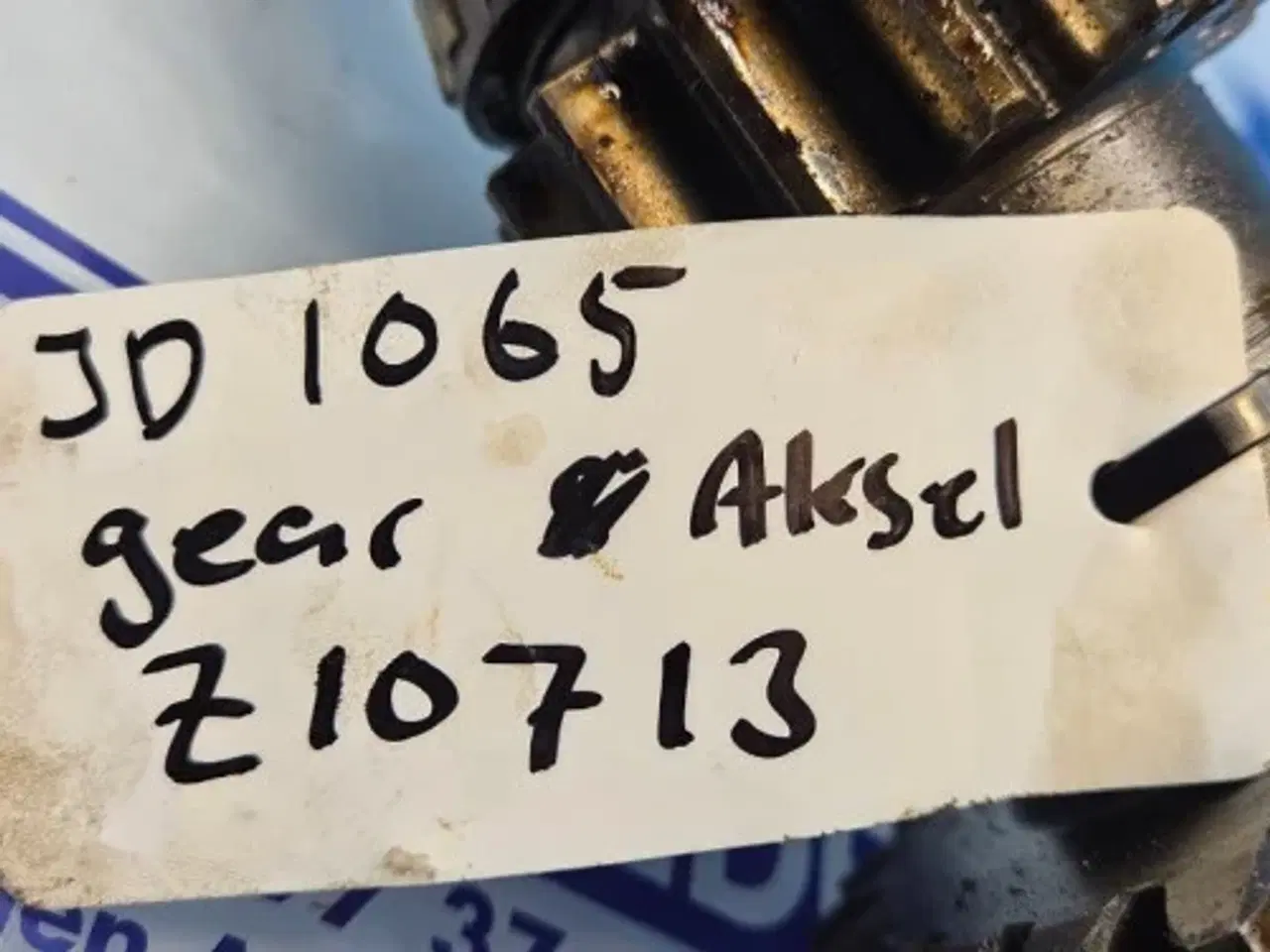 Billede 8 - John Deere 1065 Aksel Z10713