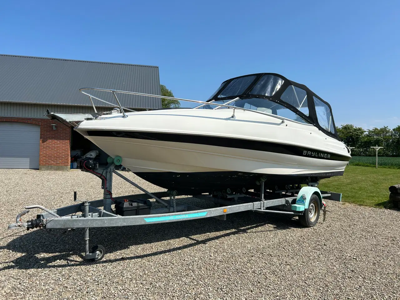 Billede 1 - BUD MODTAGES!  Bayliner Capri 2052LX Daycruiser