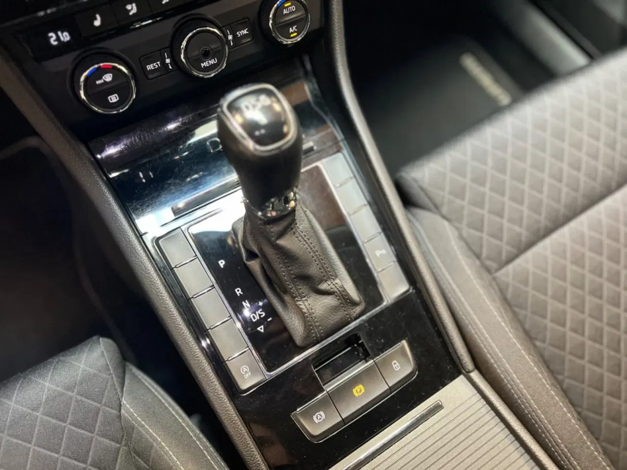 Billede 12 - Skoda Superb 2,0 TDi 150 Style Combi DSG