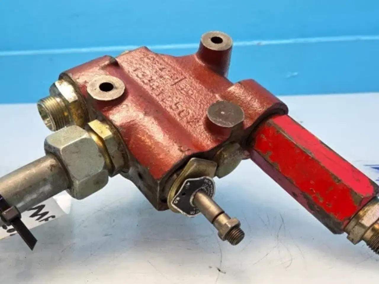 Billede 9 - Massey Ferguson 32 Ventilblok 28251484