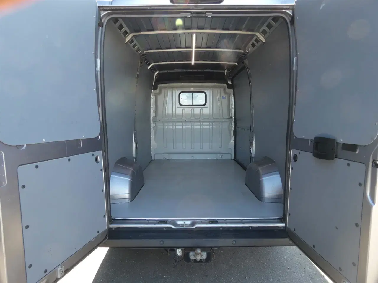 Billede 8 - Peugeot Boxer 335 L2H2 2,2 BlueHDi Ultimate 165HK Van 6g