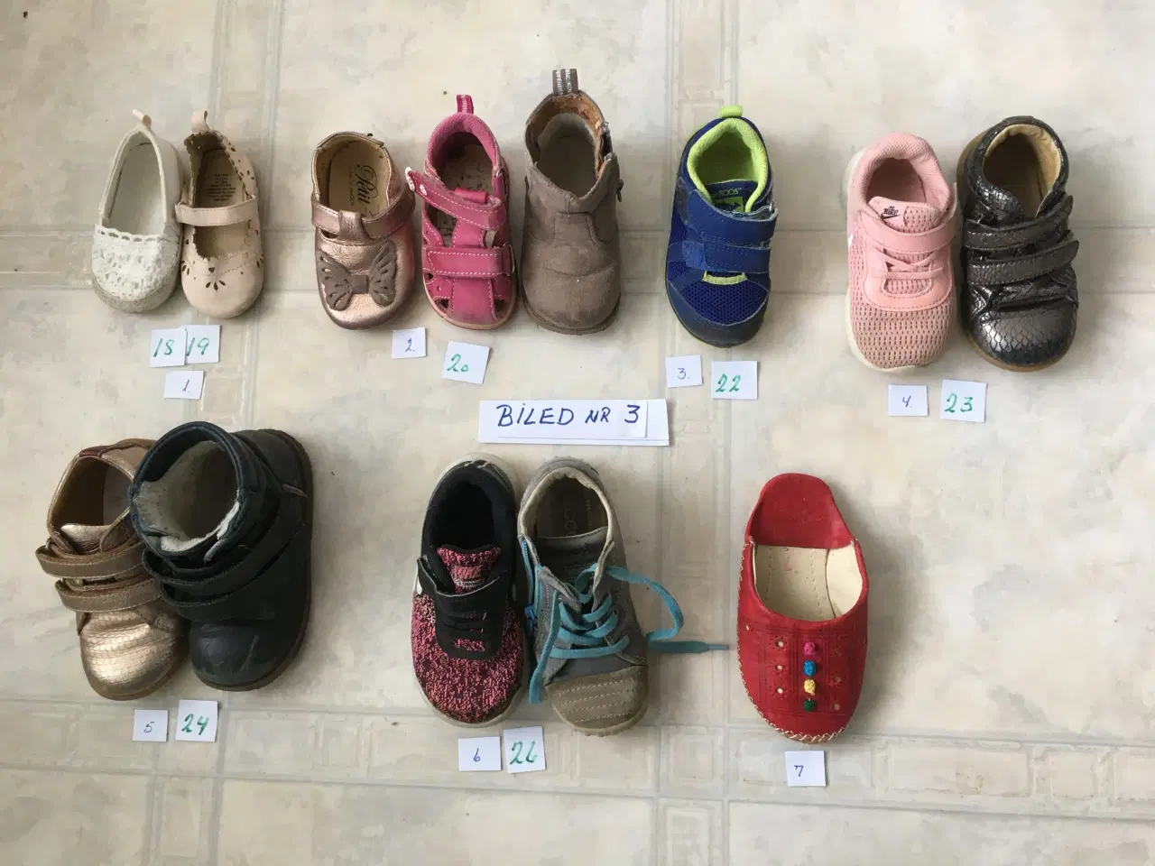 Billede 1 - Børne sko støvler billige fra 10 kr 