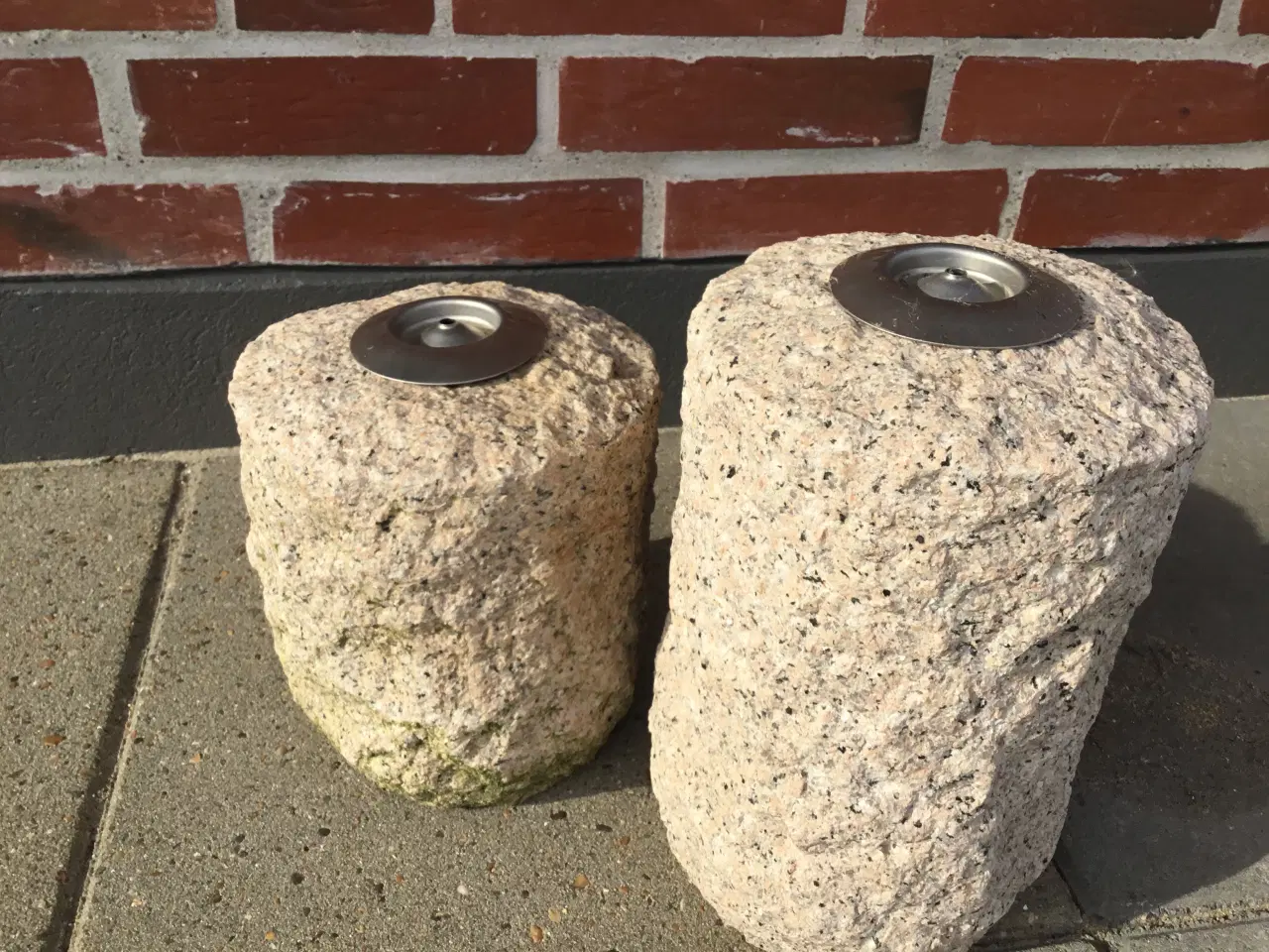 Billede 1 - Havefakler i sten (granit) 