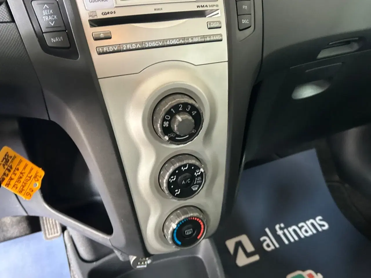 Billede 13 - Toyota Yaris 1,3 Luna M/M