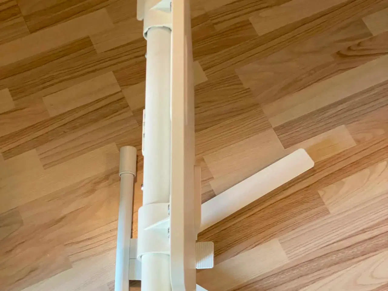 Billede 3 - IKEA MITTZON klapbord / skrivebord