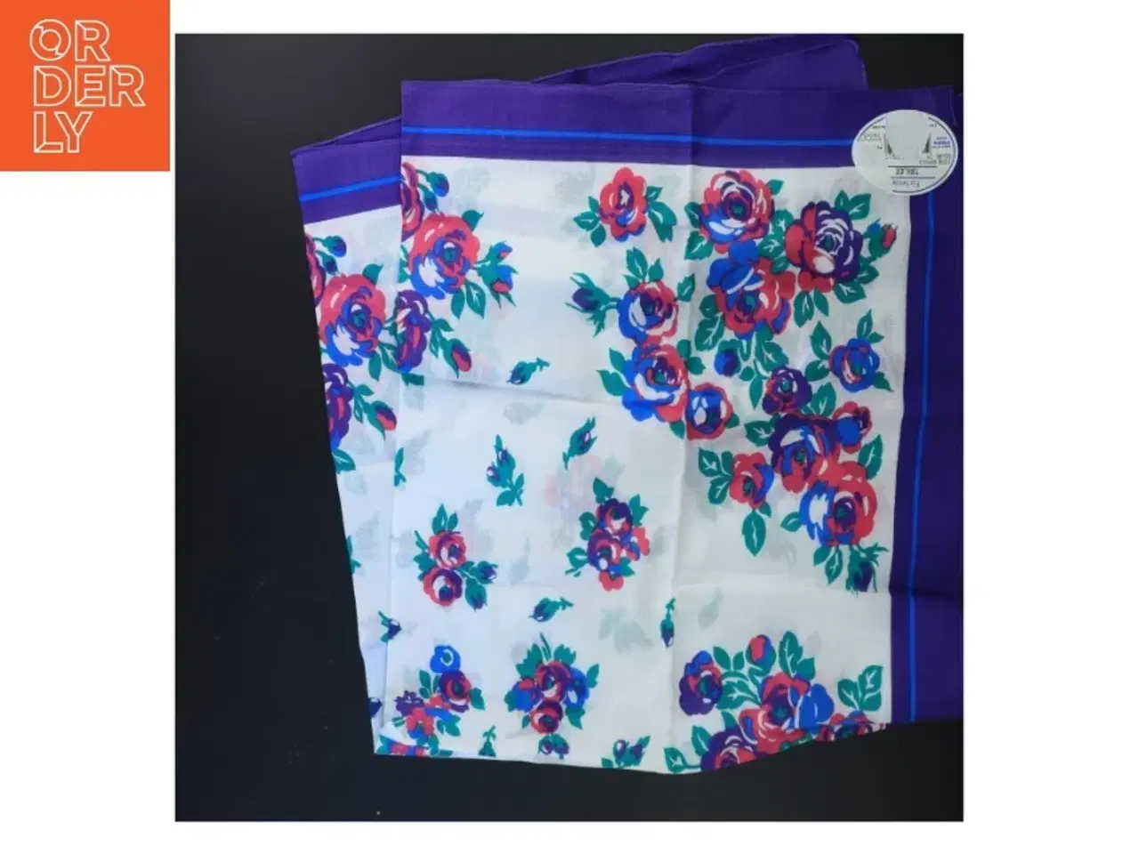 Billede 1 - Tørklæde (str. 80x80 cm)