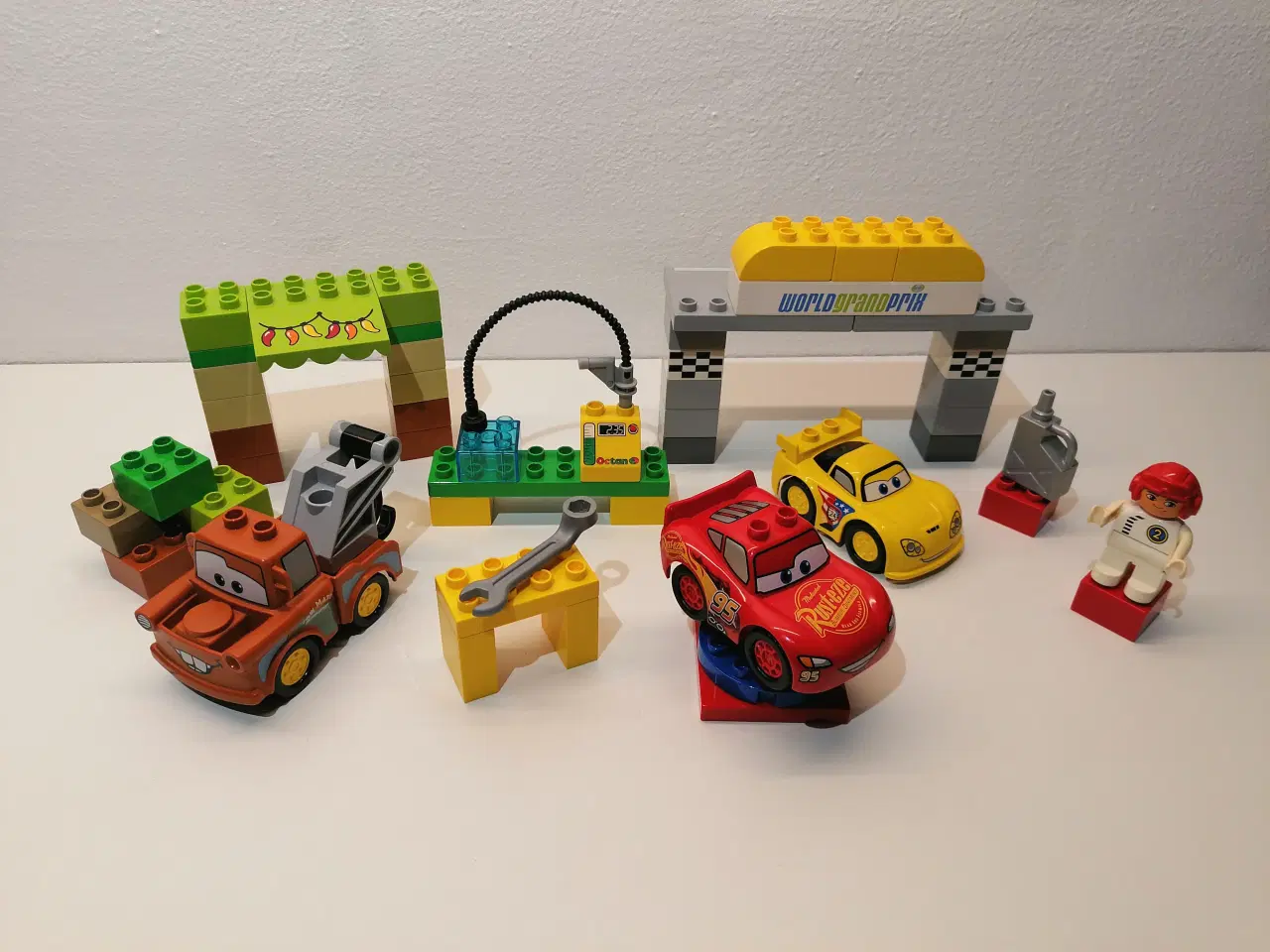 Billede 1 - Duplo Disney Cars, Mc Queen, Fly, Green Truck 