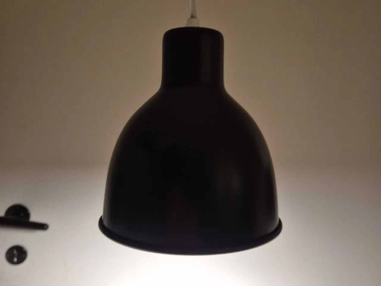 Billede 4 - Sød matsort retrolampe fra Luxo 