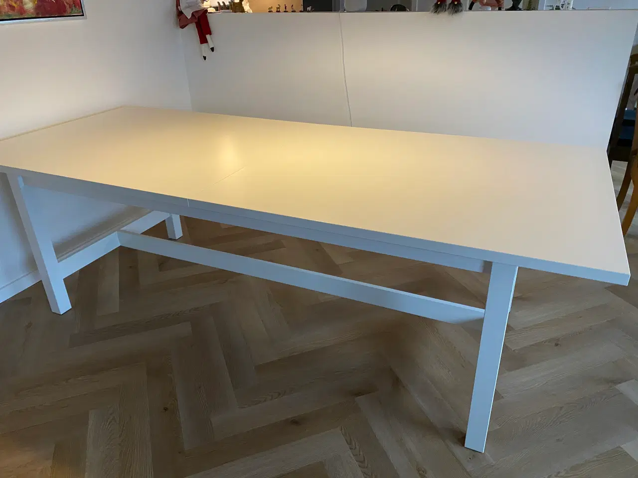 Billede 2 - Spisebord hvid.
