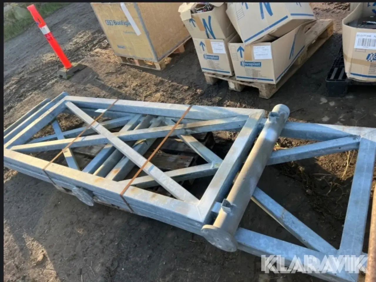Billede 4 - Stakit galvaniseret