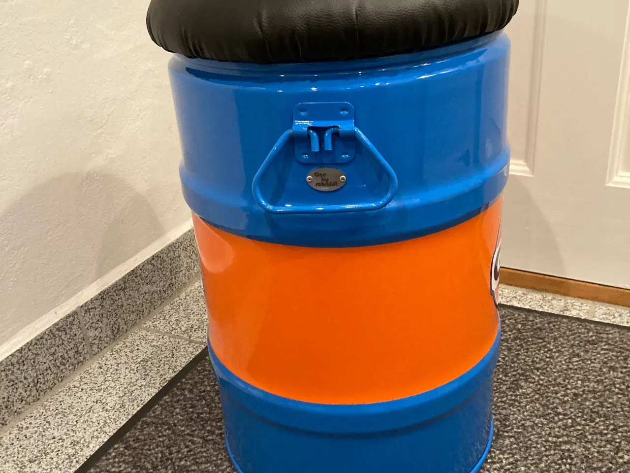 Billede 2 - Gulf skammel olietønde onebyschmidt 