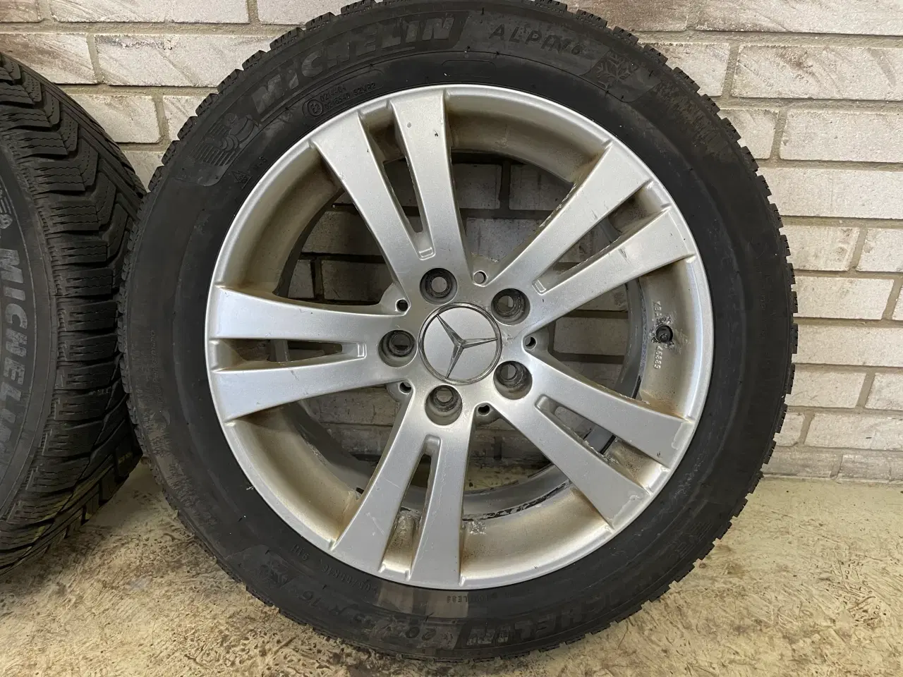 Billede 4 - 16 Mercedes C klasse 205/55r16 Ref.180 vinter