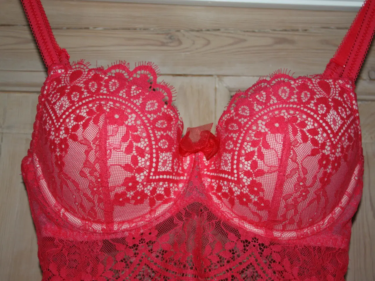 Billede 2 - BH Hunkemöller / hunkemøller str. 75D