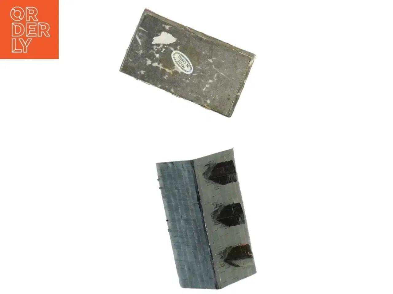 Billede 6 - Dekorativ lakæske, hus i 4 dele(str. 12x10x6,5 cm)