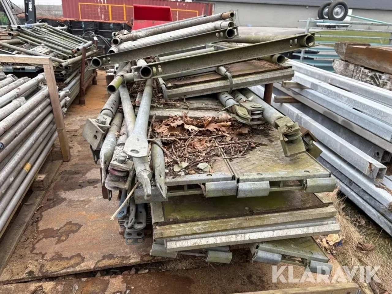 Billede 6 - Stillads Jumbo og andre rullestillads diverse andet 8 blandede paller samlet lot