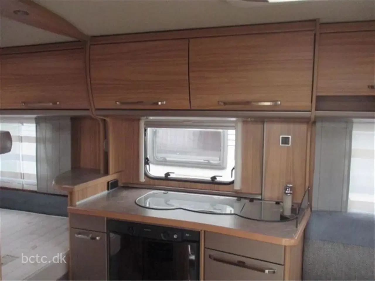 Billede 44 - 2017 - Hymer Eriba Nova GL 465 GL artic