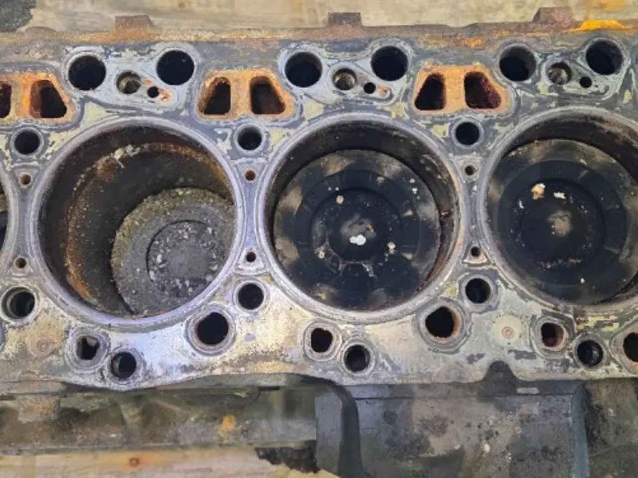 Billede 20 - Iveco F4DFE417L Motor 5801892494