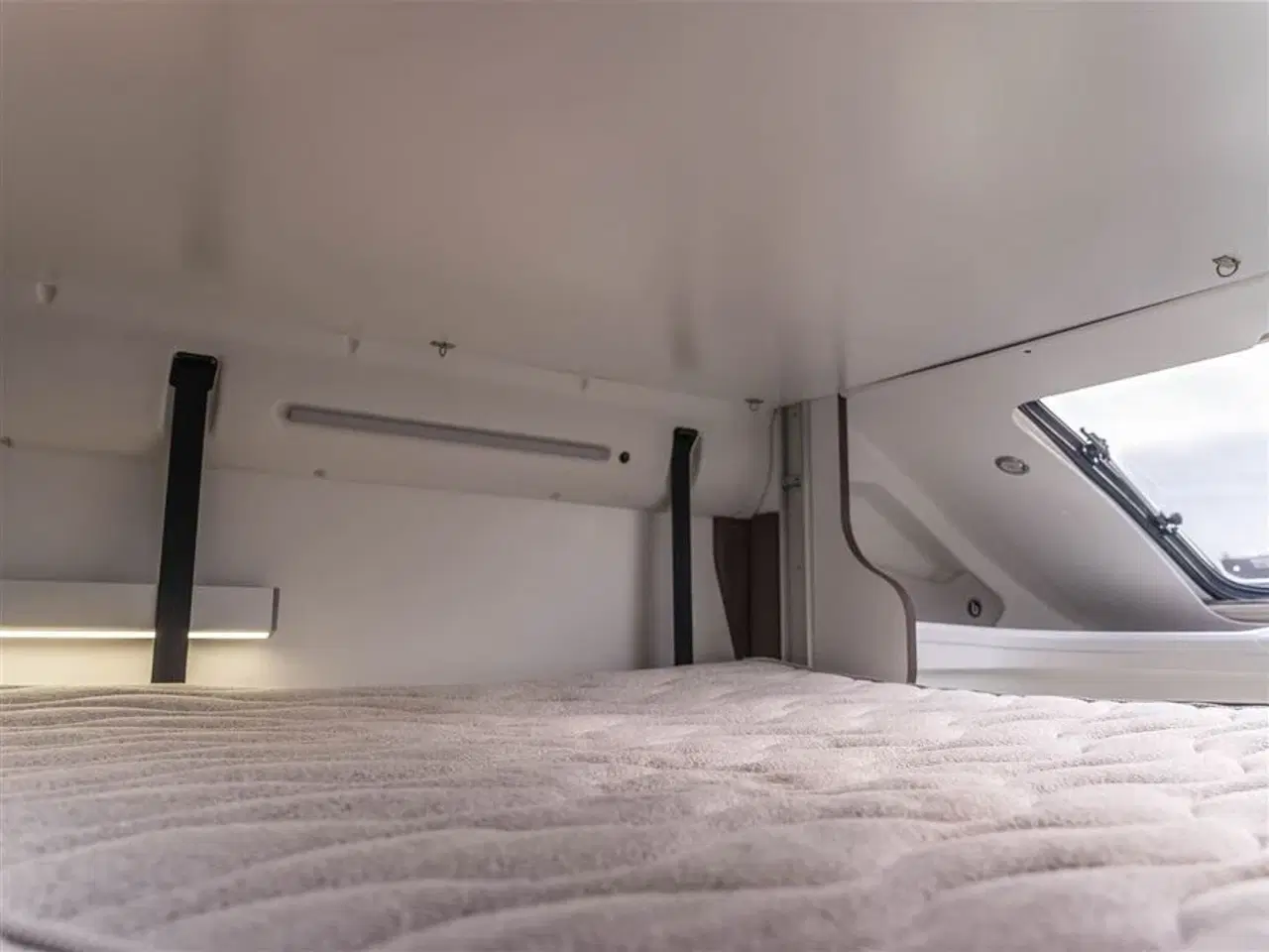 Billede 53 - 2025 - Benimar Tessoro 463 NK   Populær enkeltsengscamper