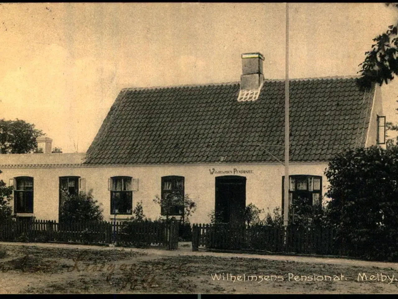 Billede 1 - Wilhelmsens Pensionat - Melby - A. Jensen 37167 - Brugt