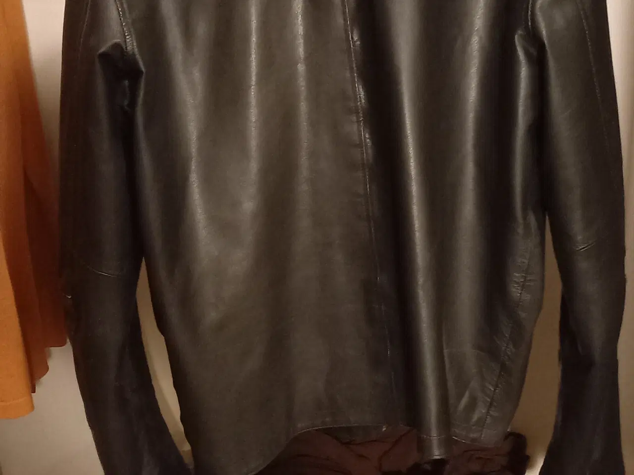 Billede 2 - Læderjakke - Caféracer stil