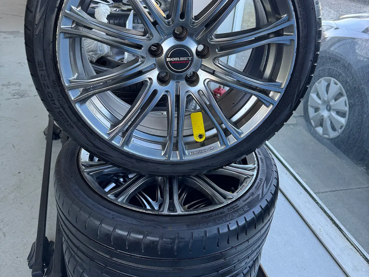 Billede 2 - SommerDæk med Kromfælge til Ford