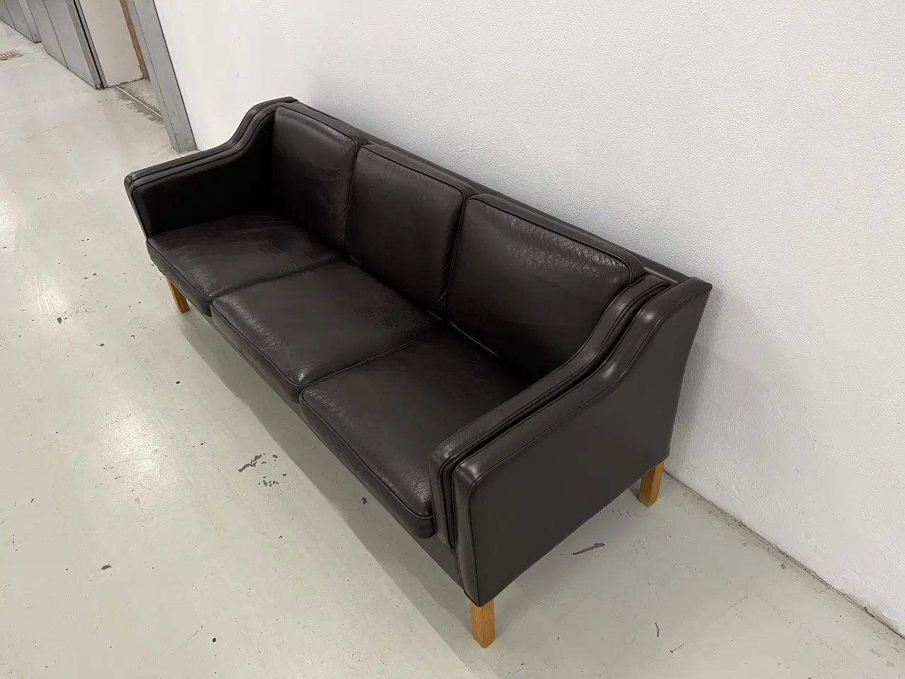 Billede 6 - Mogens Hansen MH195 3 Pers.Sofa i Dark Brown læder
