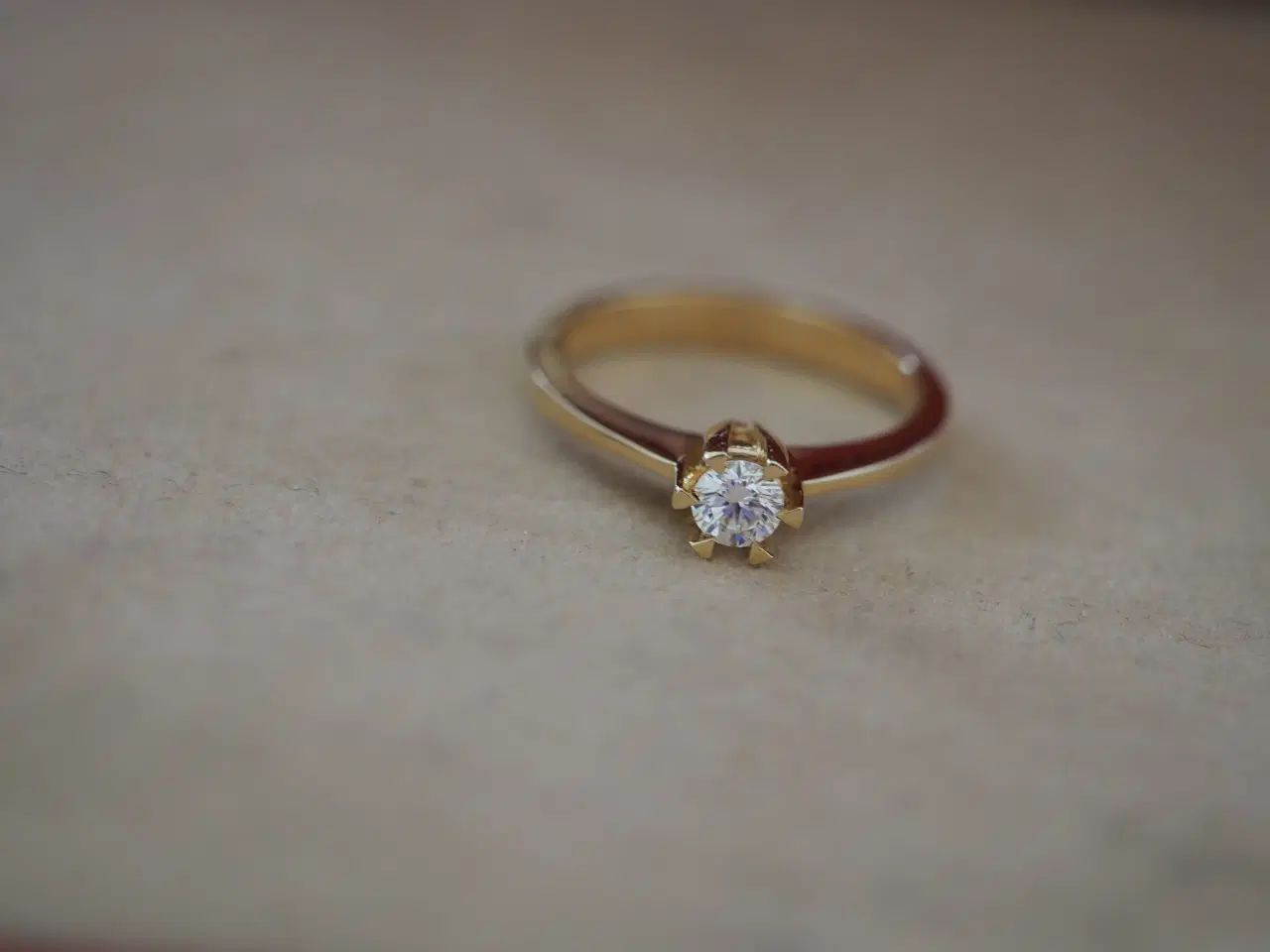 Billede 1 - Fingerring sælges