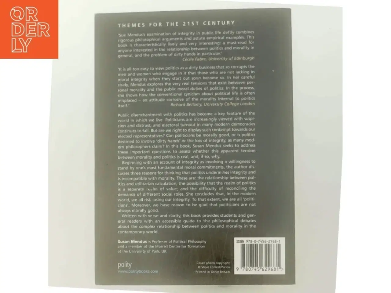 Billede 3 - Politics and Morality af Susan Mendus (Bog)