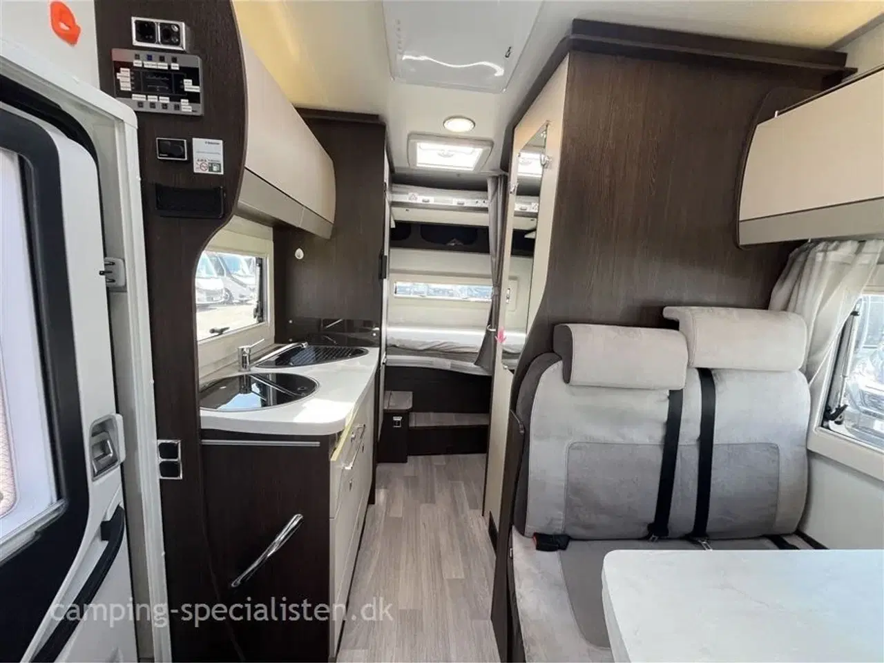 Billede 9 - 2022 - Benimar Sport 340   Benimar Sport 340 UP 2022 - Kan ses nu hos Camping-Specialisten.dk