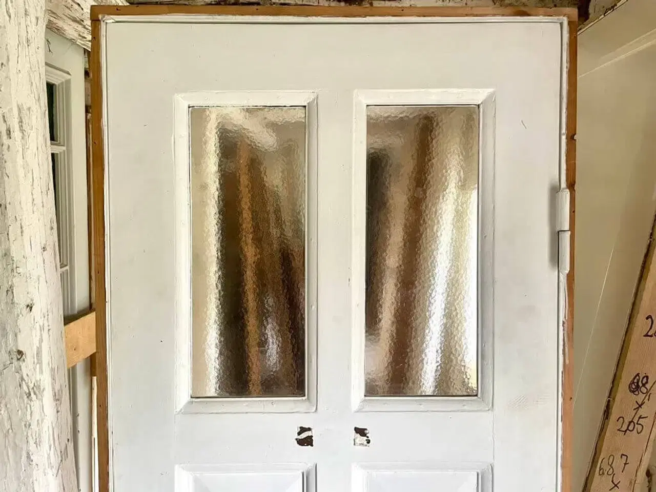 Billede 3 - Smuk, original fyldningsdør m. ruder
