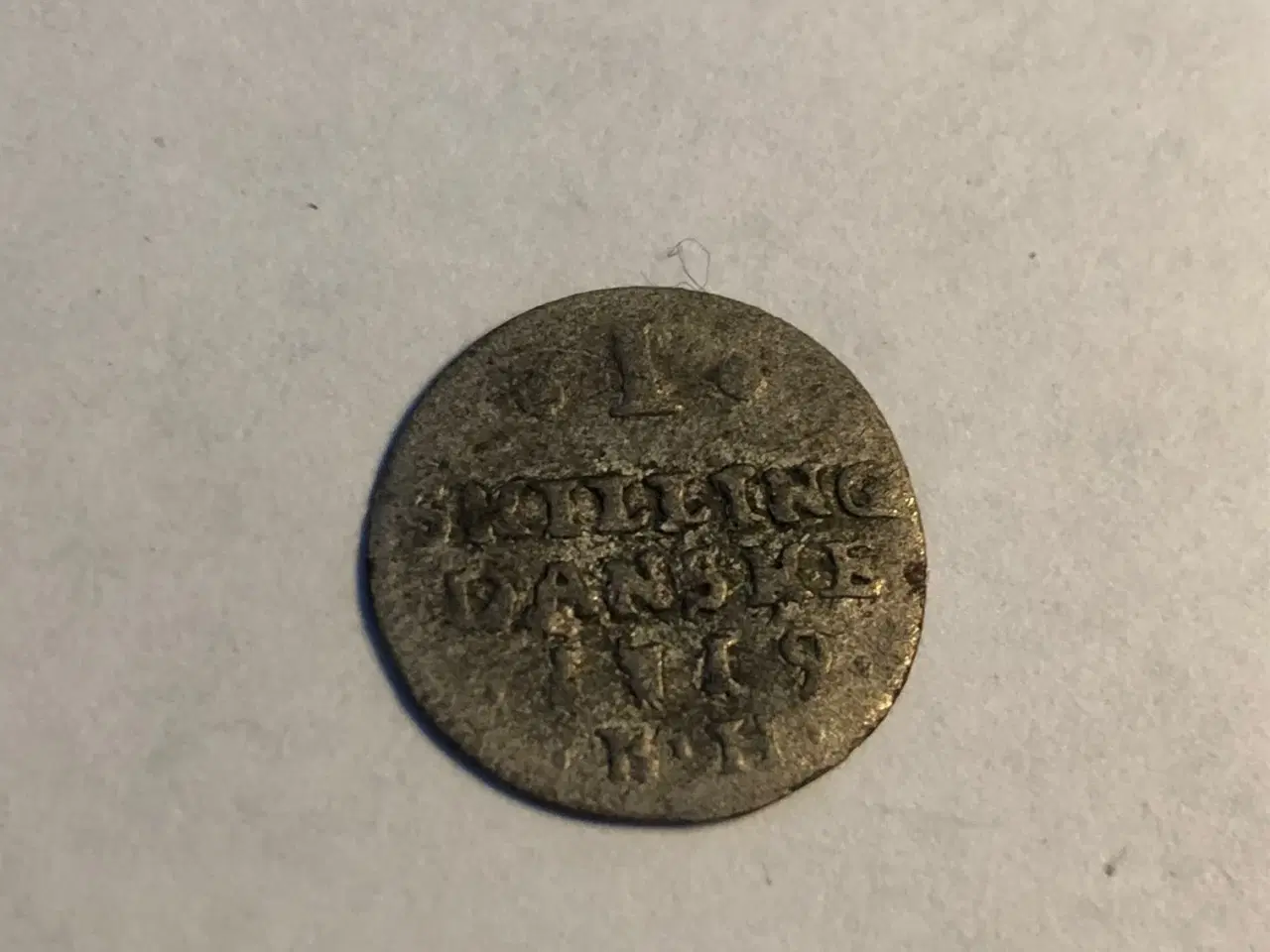 Billede 1 - 1 skilling 1719 Denmark