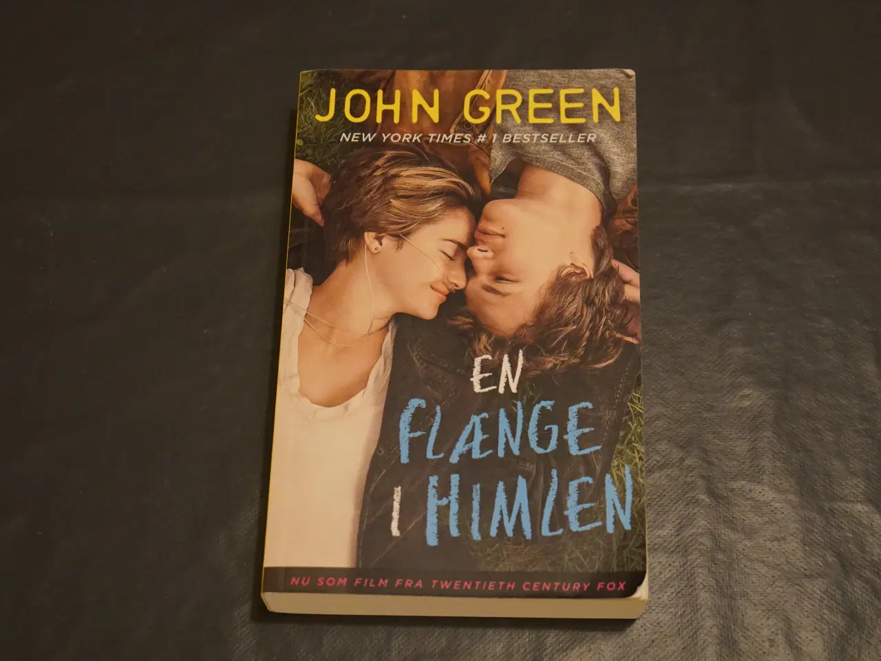 Billede 1 - En flænge i himlen Af John Green