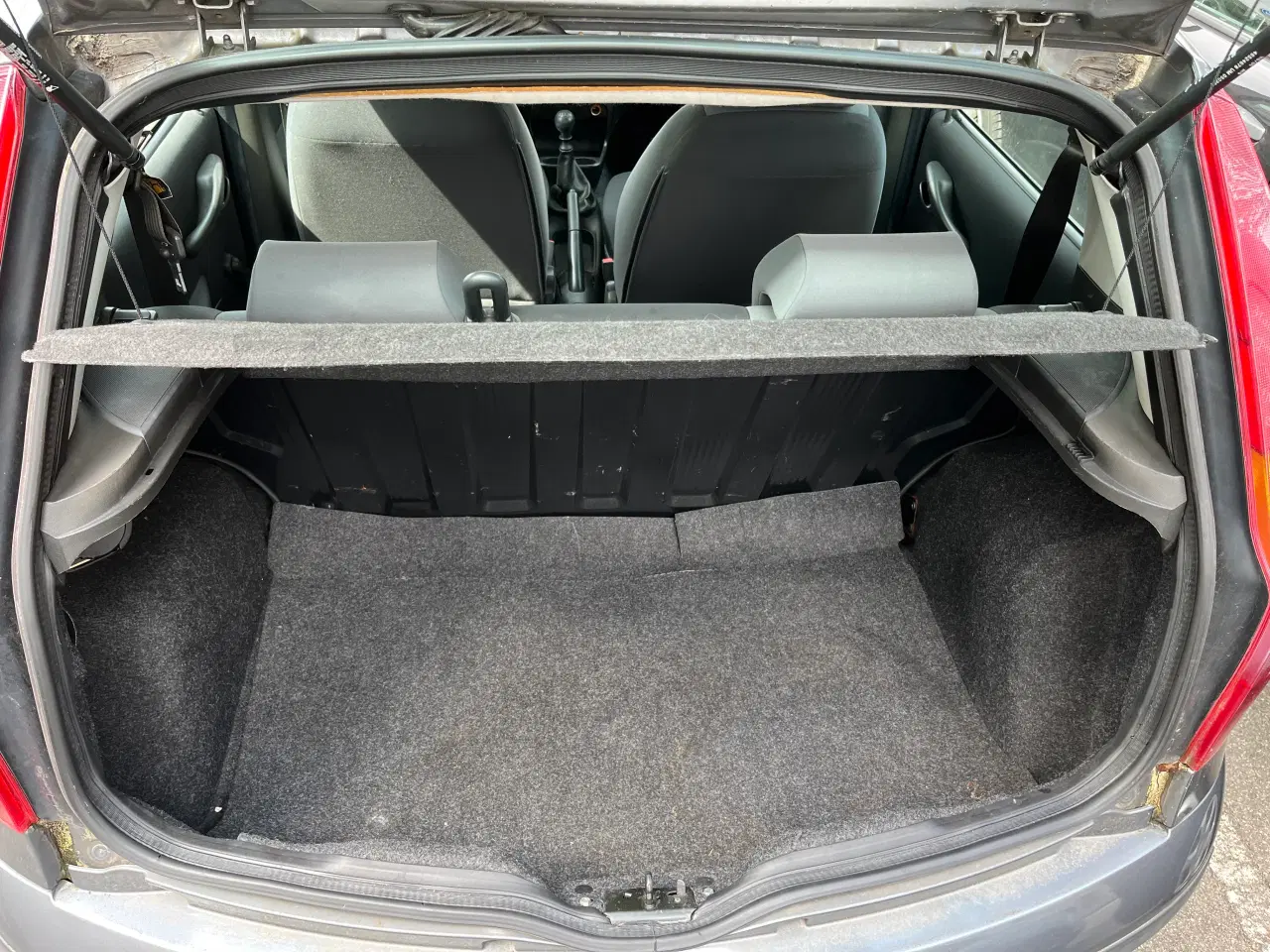 Billede 6 - Grå Fiat Punto 